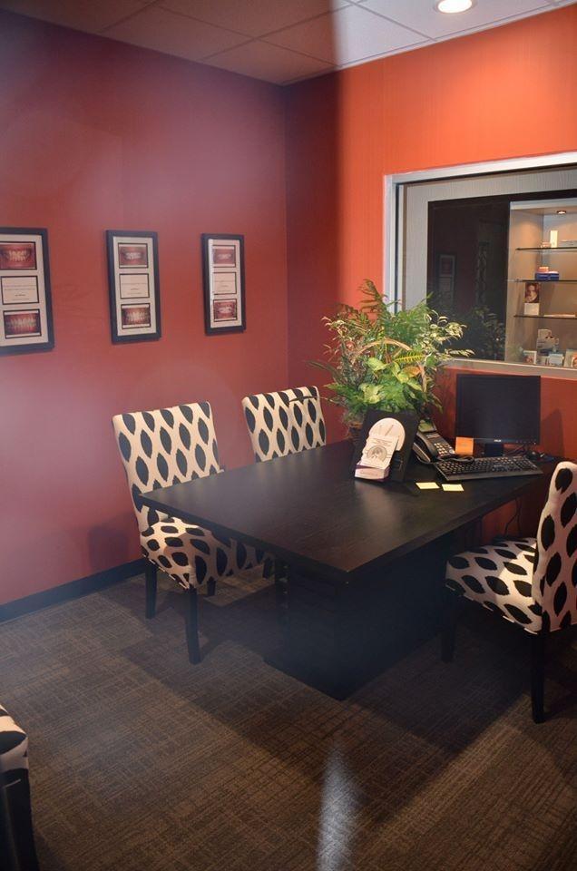 Consult Room | Lake Erie Dental